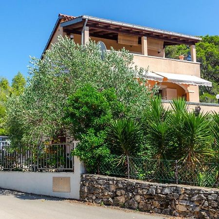 Apartment Tanja Vela Luka Eksteriør bilde