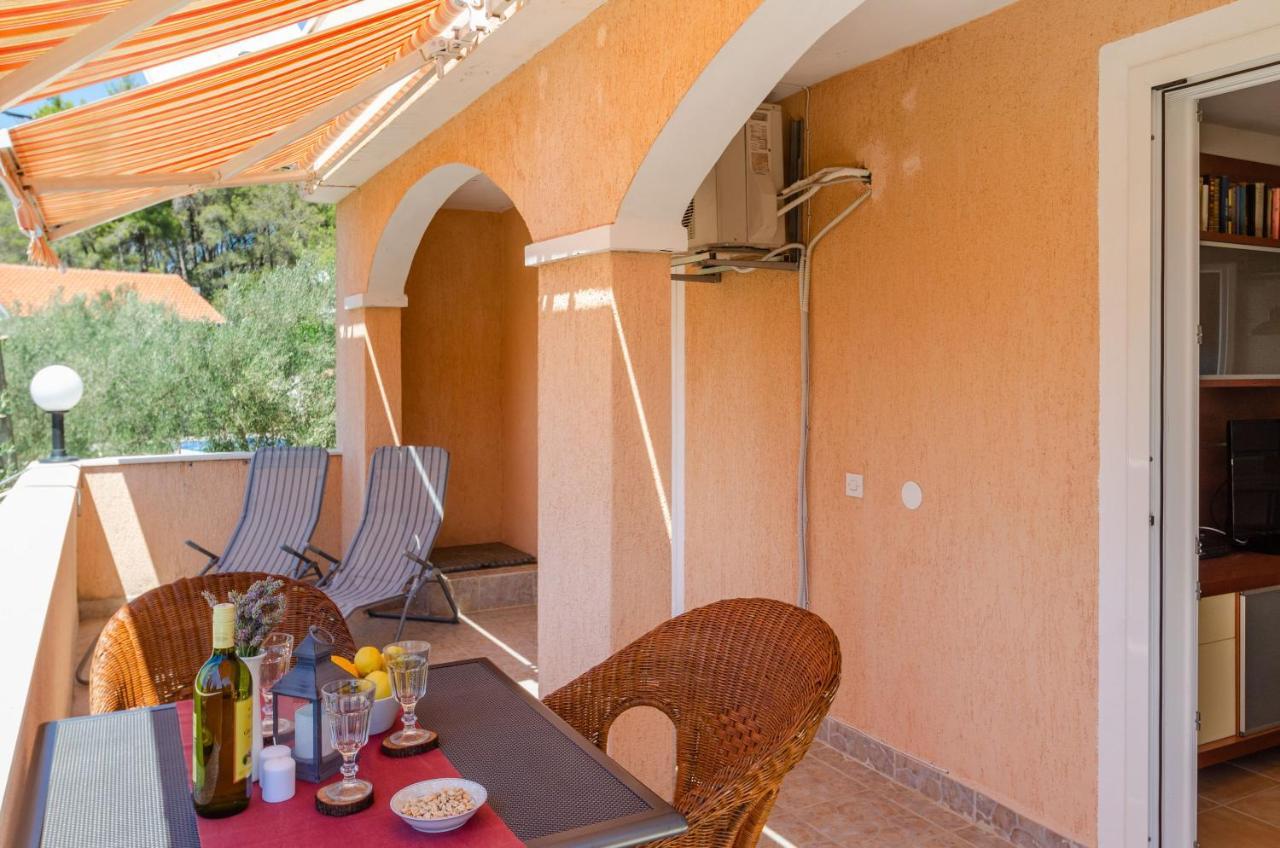 Apartment Tanja Vela Luka Eksteriør bilde